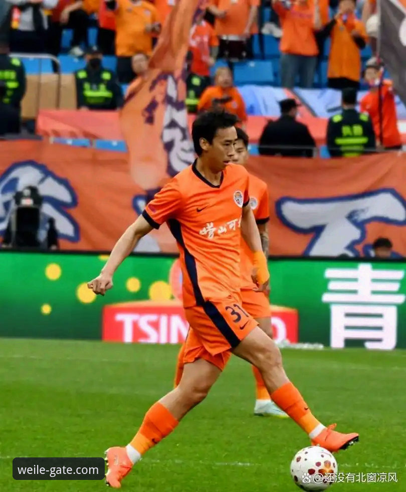 微乐游戏入口 青岛海牛3-1力克上海海港:13年等待的胜利 vs 海港的困境,微乐体育平台深度复盘